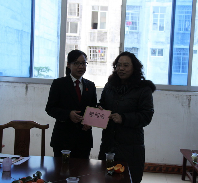 ����ԺԺ��Ī������𼦷�ͥ�ɾ�����ο�ʽ�