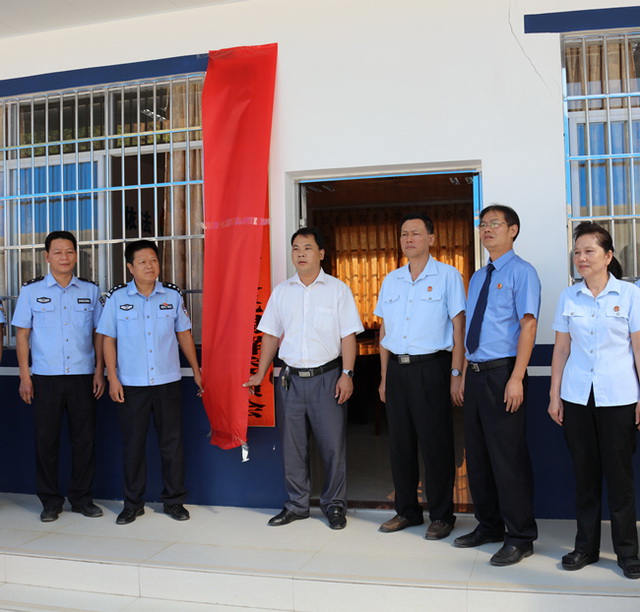 ��������ί���������Ǭ��������ΪѲ�ط�ͥ����